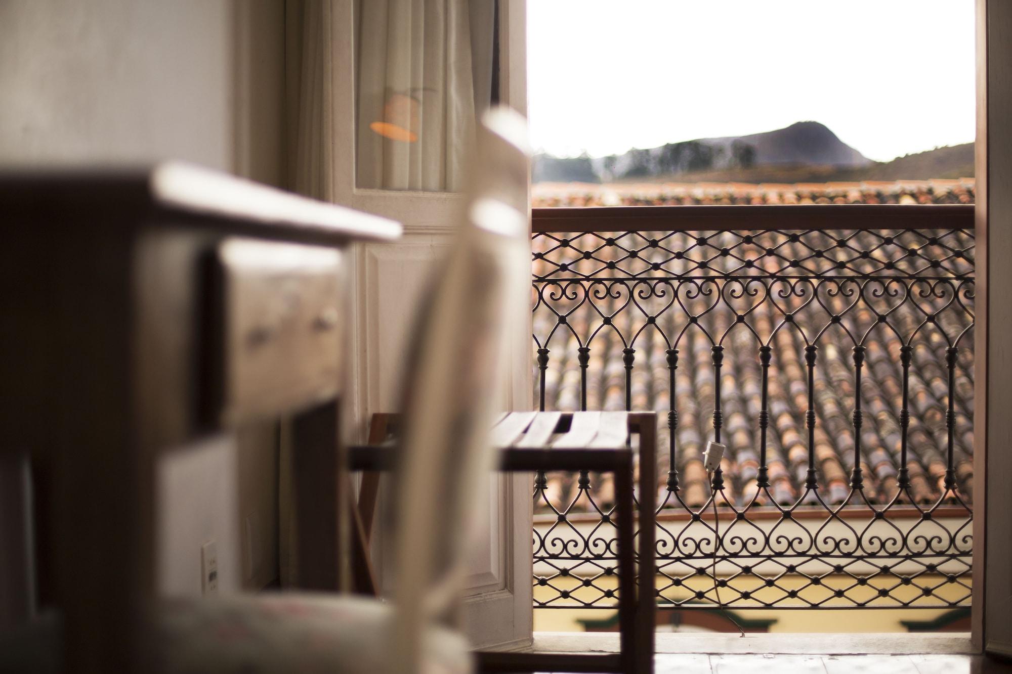 Hotel Solar do Rosário Ouro Preto  Kültér fotó A balcony in a hotel room